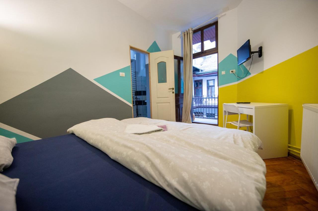 Hostel Cornel Timisoara Ngoại thất bức ảnh
