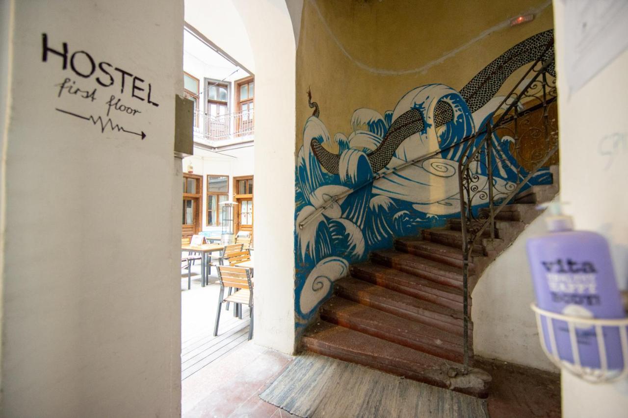 Hostel Cornel Timisoara Ngoại thất bức ảnh