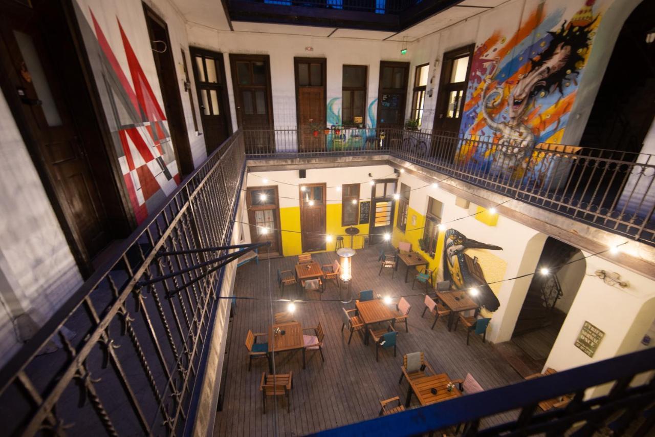 Hostel Cornel Timisoara Ngoại thất bức ảnh